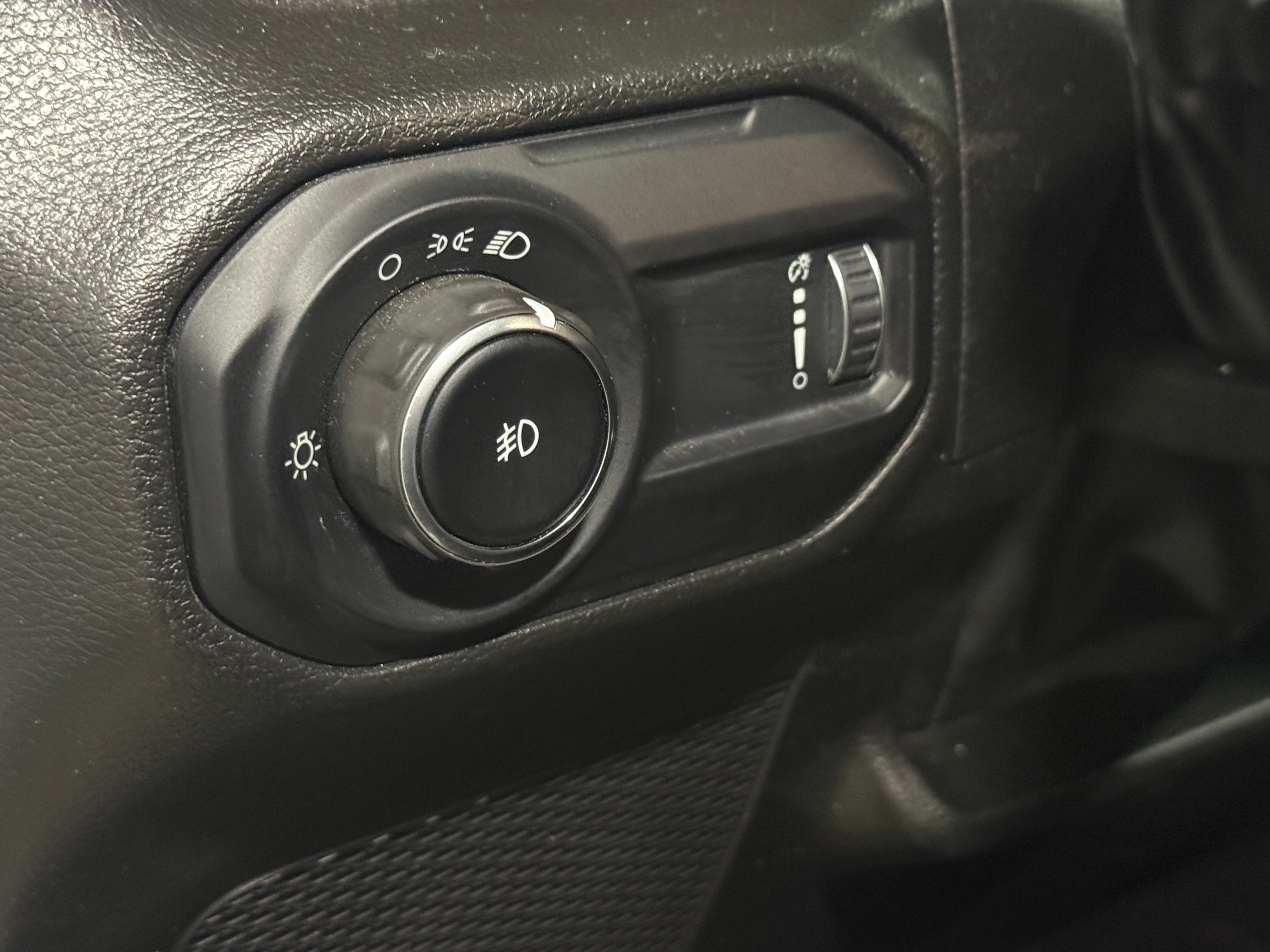 jeep wrangler 2-door 2023 1C4GJXAN5PW633888 image